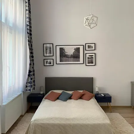 Charming Central Apartments Cluj-Napoca Exterior photo